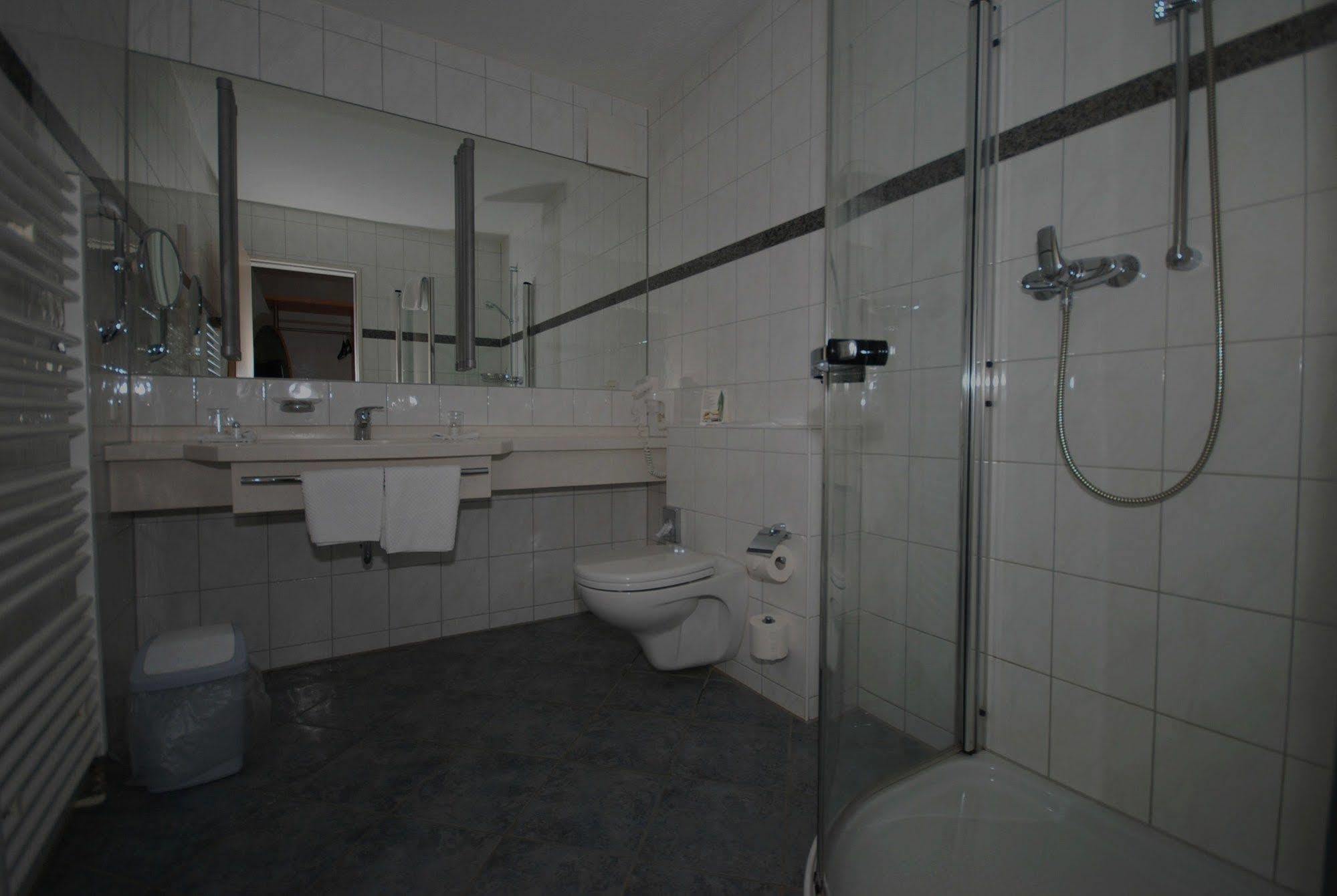 Hotel Etzhorner Krug Oldenburg Exterior foto